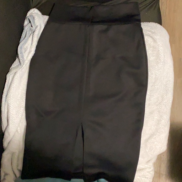 Pencil Skirt with Slit - Picture 2 of 2